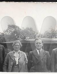 ADRIEN GEORGES LELIEVRE-ISABELLE RETOUT et fils RAYMOND-ANDRE env 1935